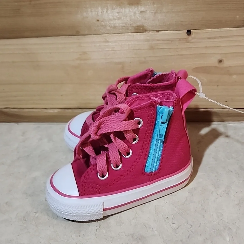 Toddlers Converse Sneakers size 3t